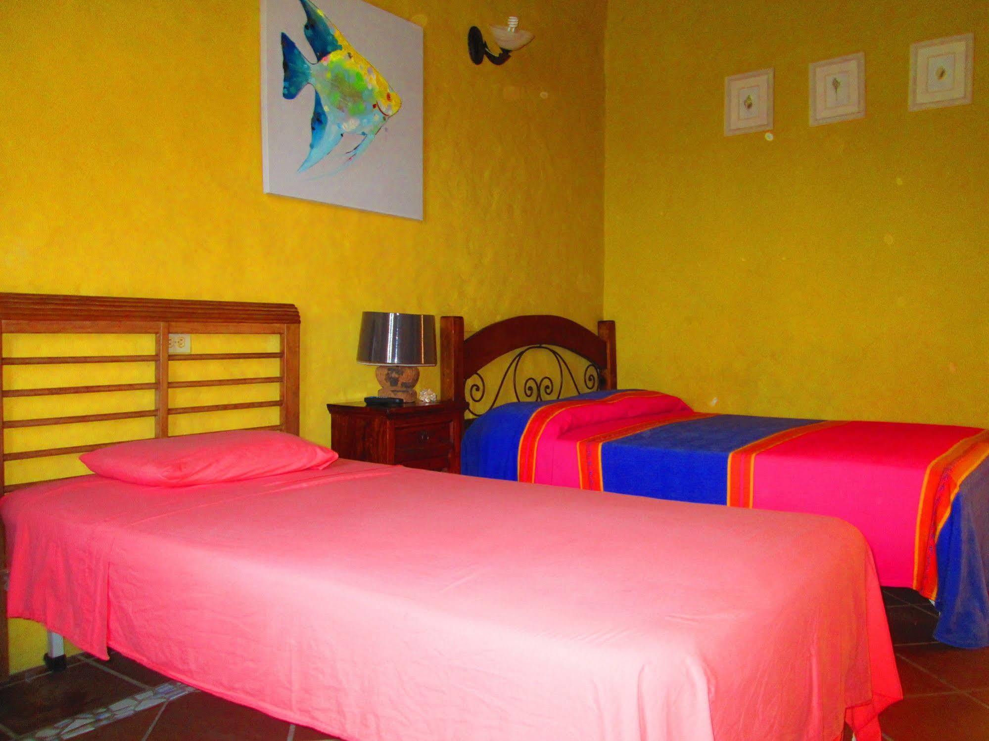 Hotel Vereda Tropical Taboga Exterior photo